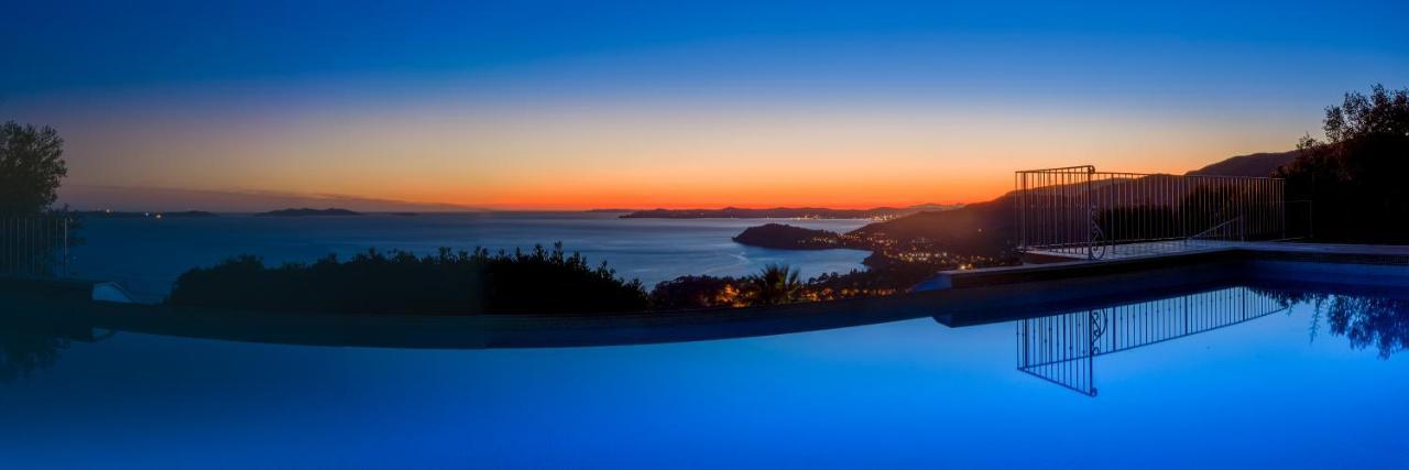 Vistazur Luxueux Appartement Avec Terrasse Et Piscine Le Le Rayol-Canadel-sur-Mer Luaran gambar