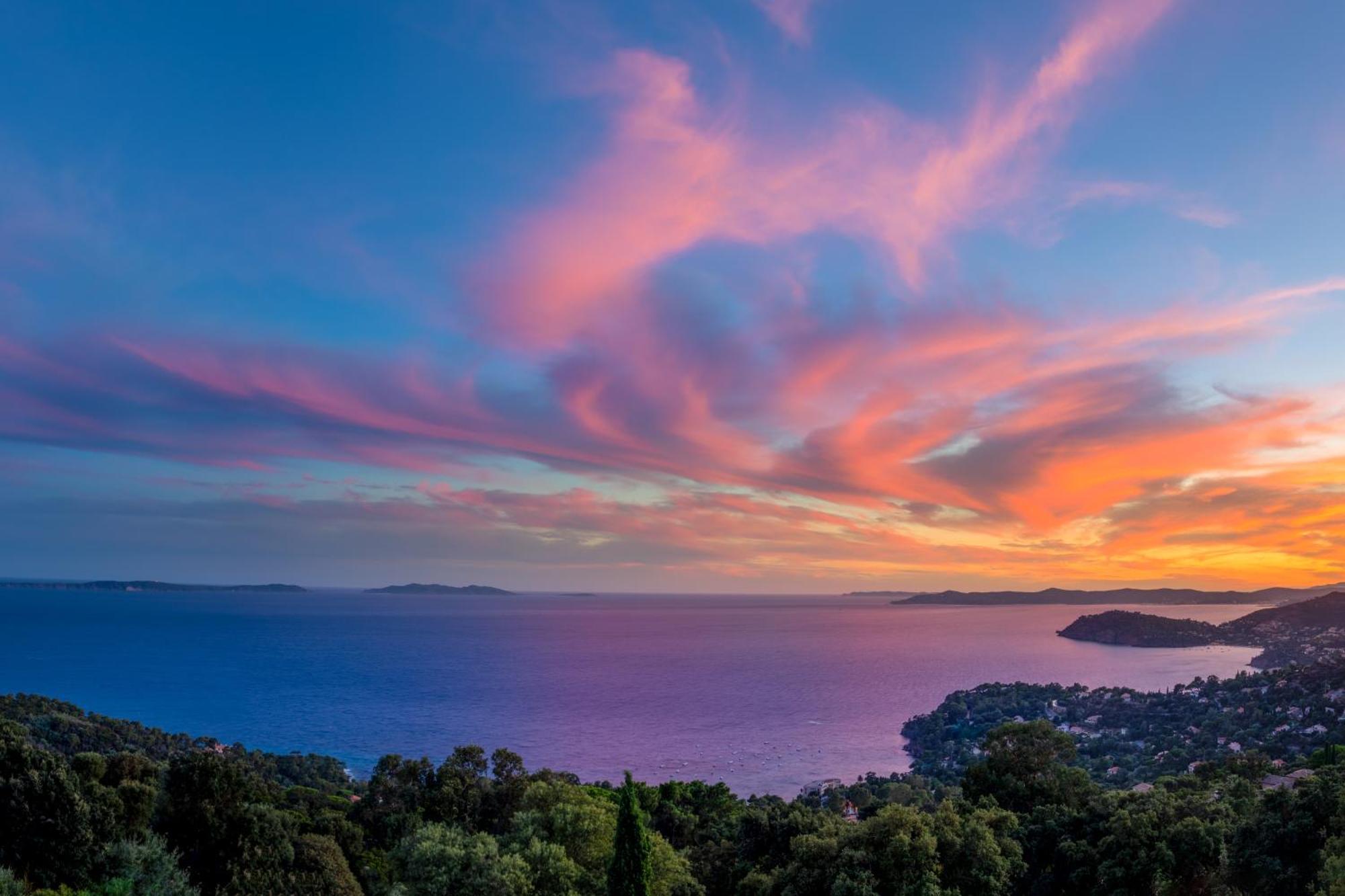 Vistazur Luxueux Appartement Avec Terrasse Et Piscine Le Le Rayol-Canadel-sur-Mer Luaran gambar